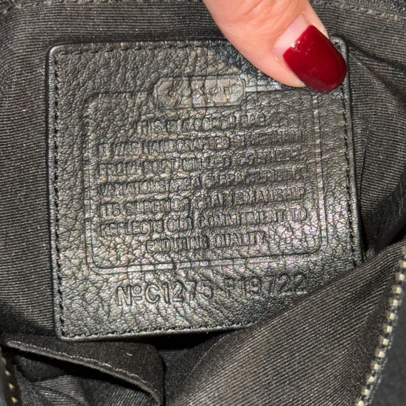 EUC Coach Black Pebbled Leather Convertible Chain‎ Crossbody F19722 - Picture 6 of 7